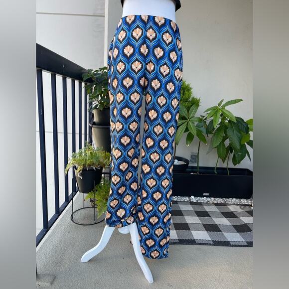 Mango 70's Printed Slightly  Flared Pants in Blue, US L - Picture 11 of 14